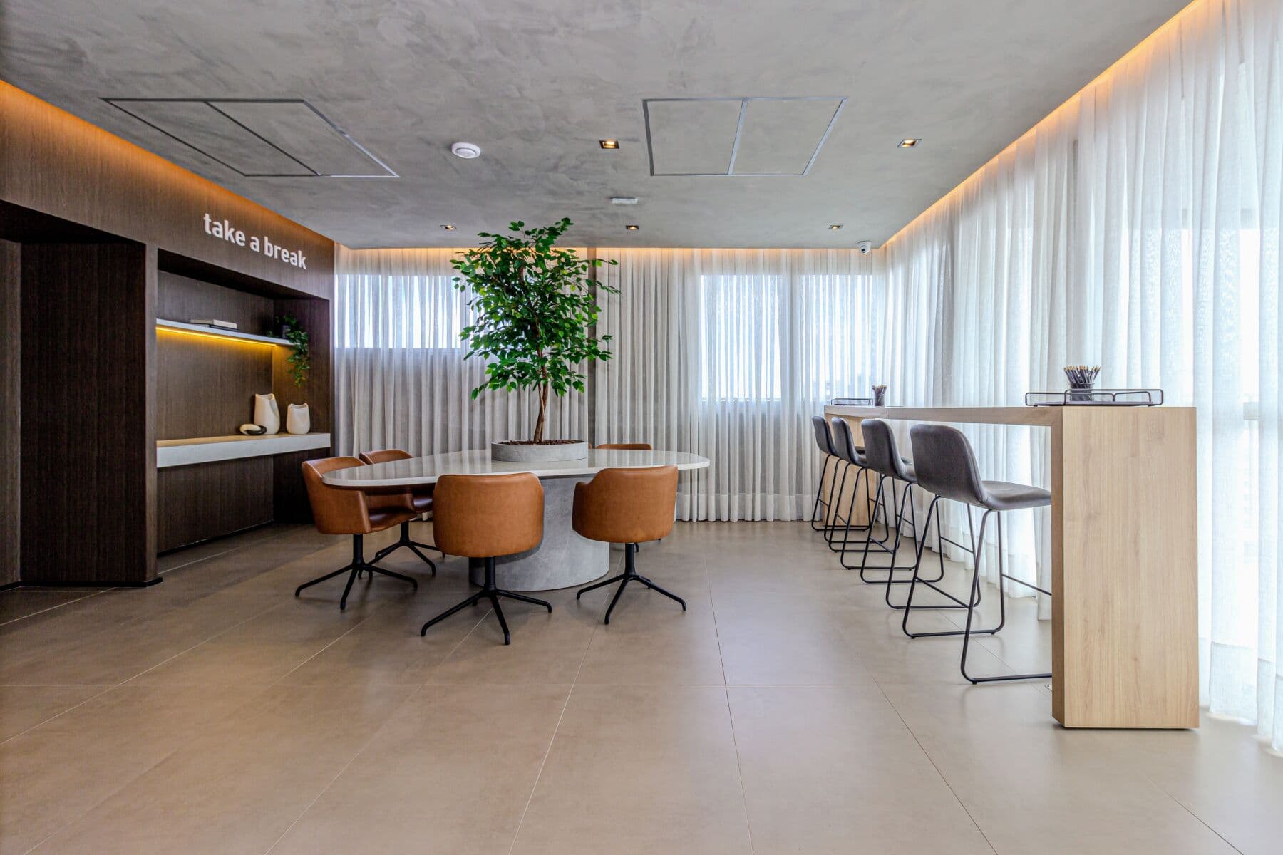 Charlie Nik Paradiso