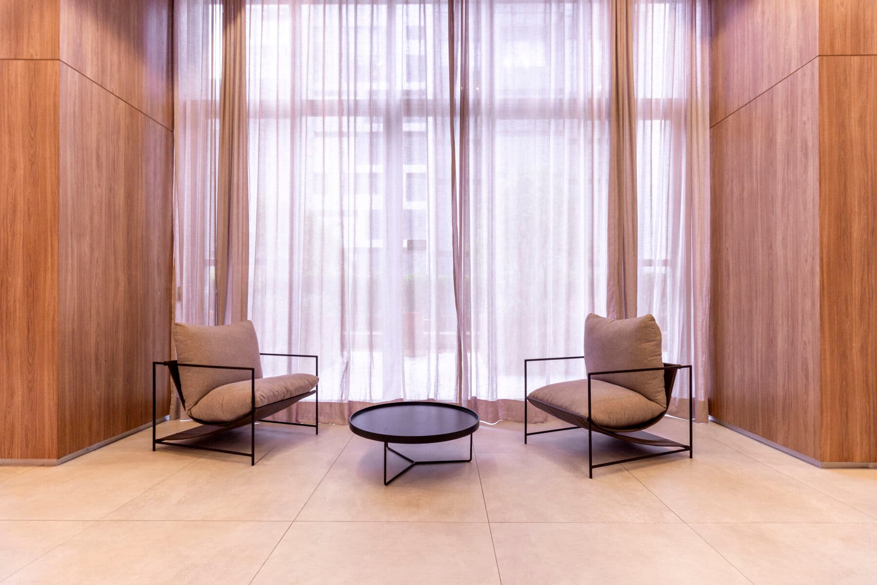 Charlie Wide Pinheiros