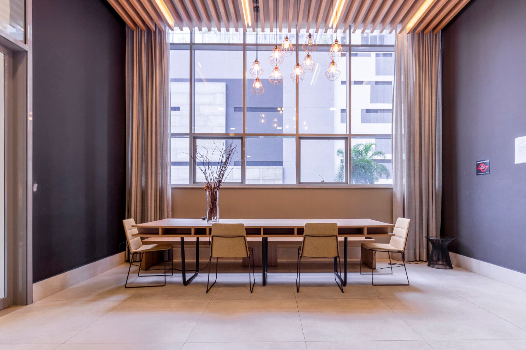 Charlie Wide Pinheiros