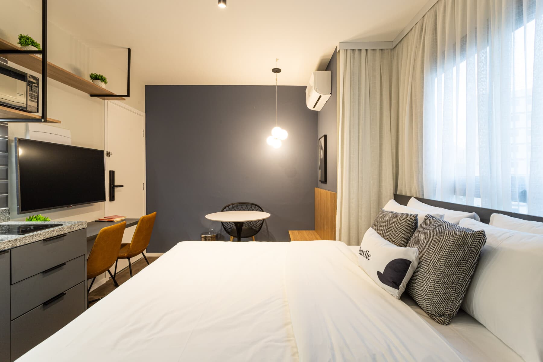 Charlie Nik Perdizes